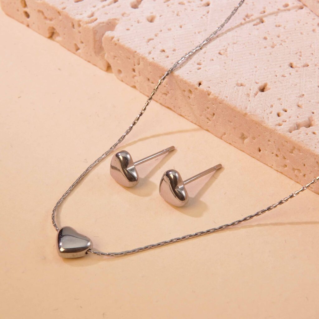 HeartBeat Set (Necklace + Earrings)